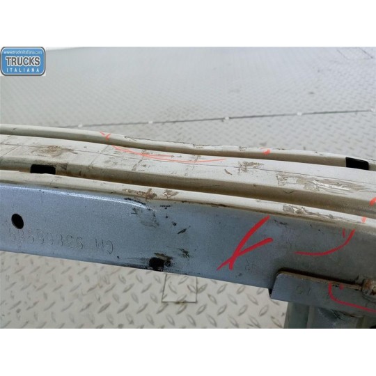 TRAVERSA ANTERIORE PARAURTO RENAULT van Trafic 2014>2019 usato