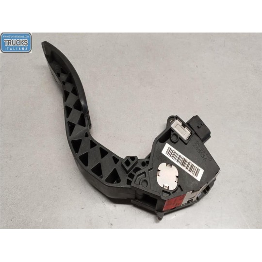 PEDALE ACCELERAZIONE ELETTRONICO RENAULT van Trafic 2014>2019 usato