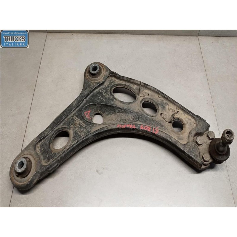 RENAULT van CONTROL ARM FRONT LOWER RIGHT  RENAULT van Trafic 2014>2019 used