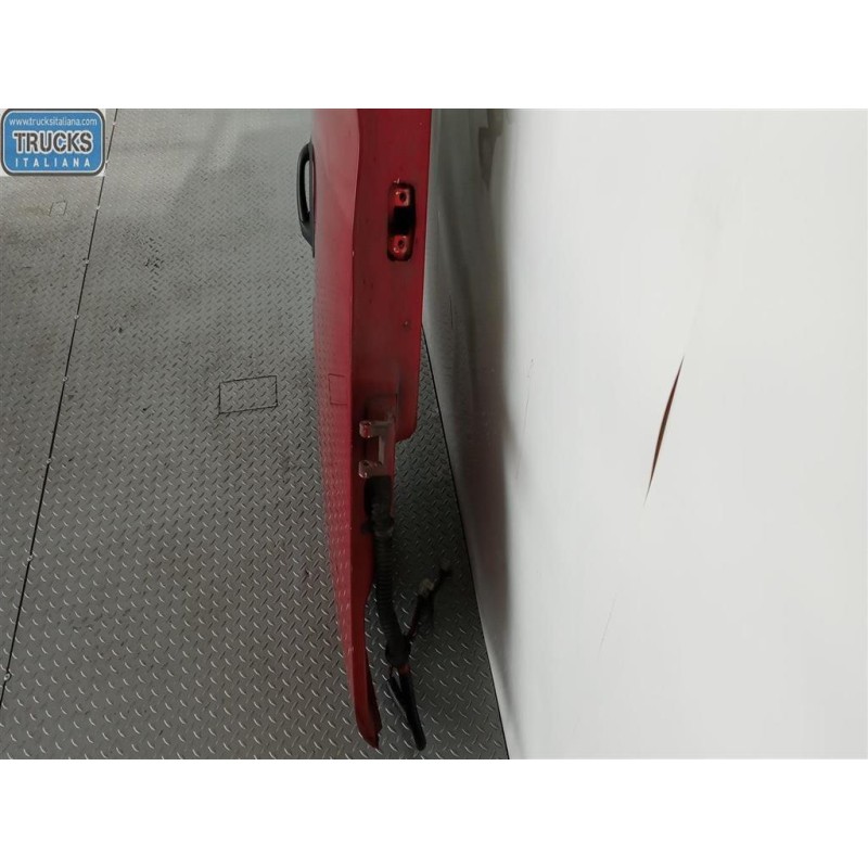 SCANIA PORTA ANTERIORE DESTRA SCANIA 124 usato