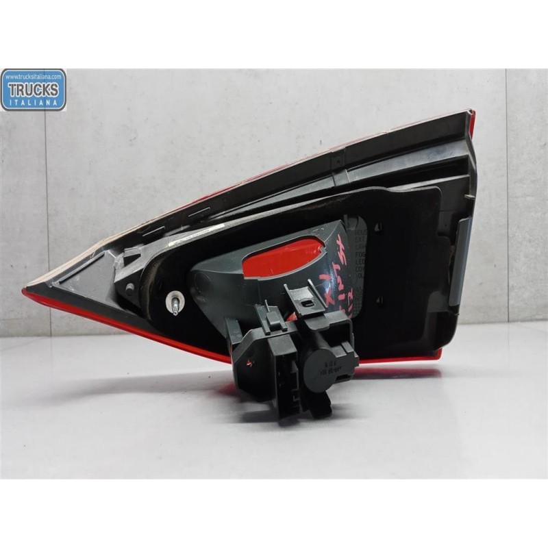 BMW FARO POST INTERNO LED SINISTRO BMW Serie X1 (E84) 2009>2012 usato