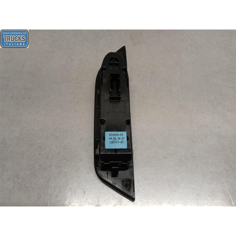 BMW INTERRUTTORI E PULSANTI ALZAVETRI BMW Serie X1 (E84) 2009>2012 usato