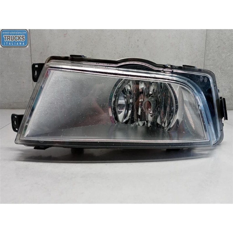 SKODA RIGHT FOG LIGHT LAMP SKODA Octavia 2013> used