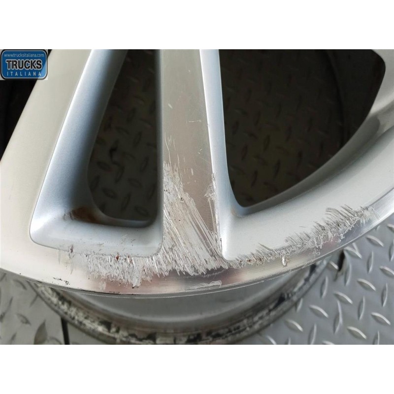 VOLKSWAGEN KIT 4 CERCHI IN LEGA VOLKSWAGEN Golf 6 2008>2012 usato