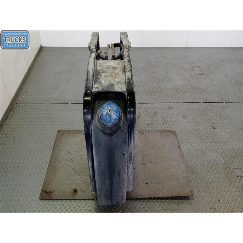 RENAULT truck SERBATOIO ADBLUE RENAULT truck Premium 2005>2013 usato