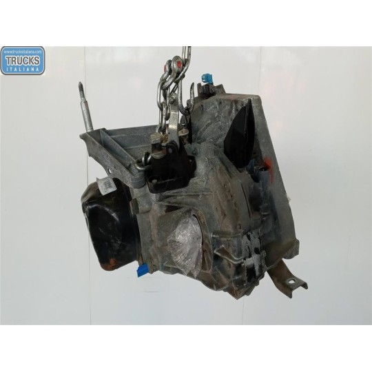 CAMBIO DACIA Logan 2004>2008 usato