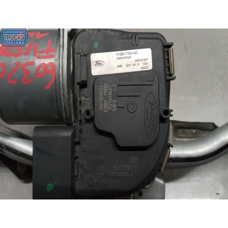 FORD windshield wiper motor FORD Fiesta 2017> used