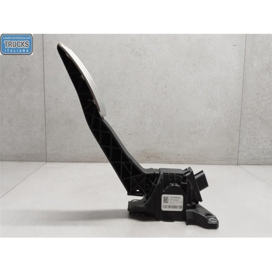 ELETRONIC THROTTLE PEDAL  FORD Fiesta 2017> used