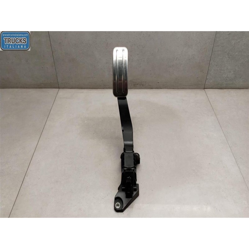 FORD ELETRONIC THROTTLE PEDAL  FORD Fiesta 2017> used