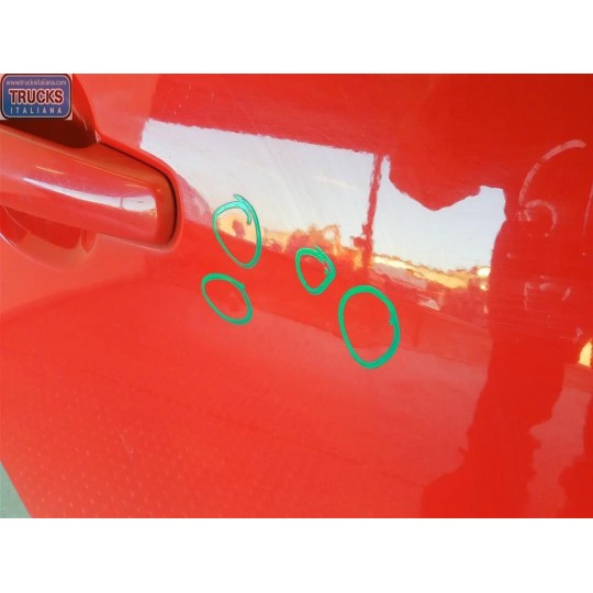RIGHT FRONT DOOR  SUZUKI Splash 2008> used