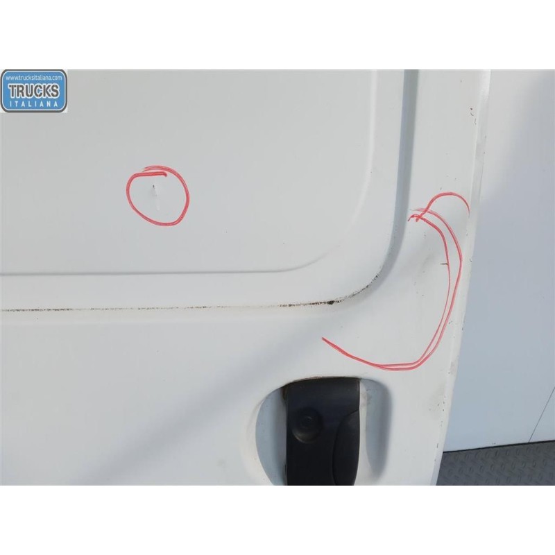 RENAULT RIGHT SIDE SLIDING DOOR RENAULT Kangoo 2003>2007 used