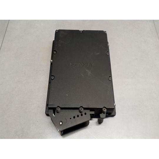 VARIOUS CONTROL UNITS A  SCANIA 144 used