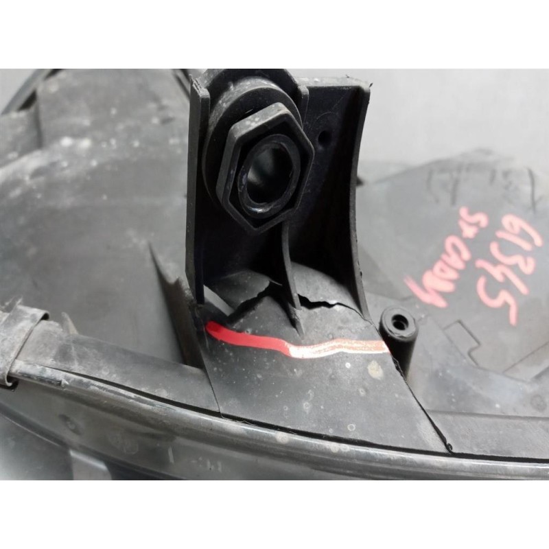 VOLKSWAGEN van FARO ANTERIORE SINISTRO VOLKSWAGEN van Caddy 2004>2010 usato