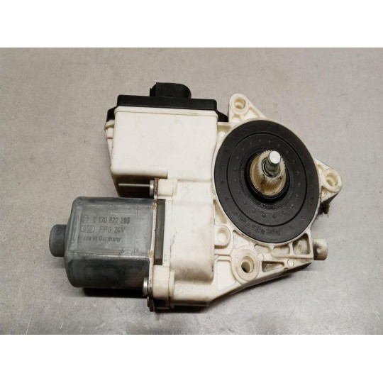 ALZA VETRI ANTERIORI SINISTRO DAF XF106 usato