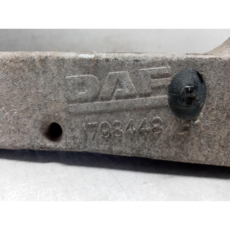 DAF LEFT HEADLIGHT SEAT DAF XF106 used