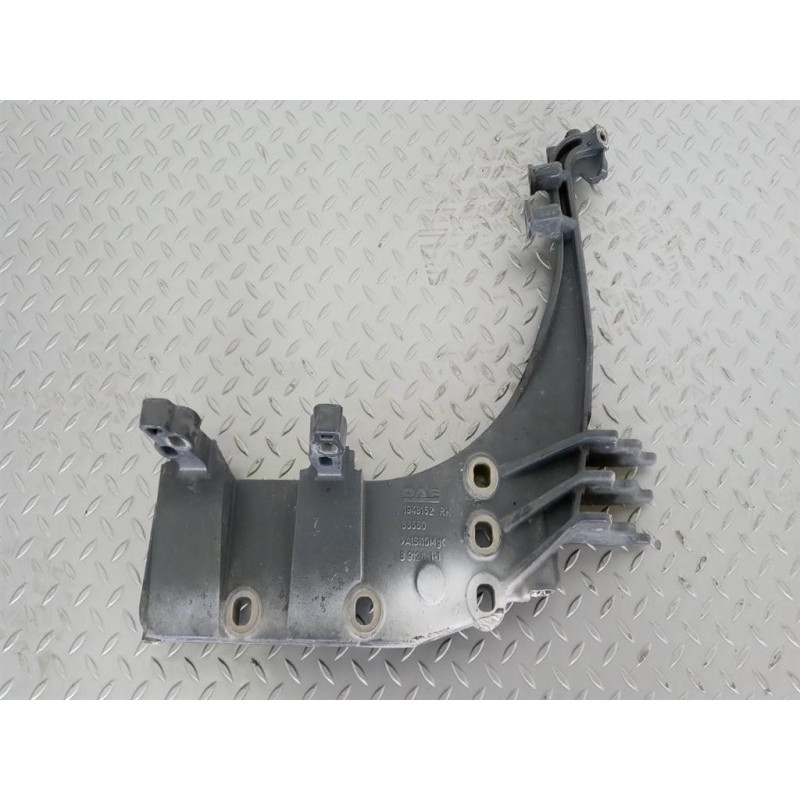 DAF SUPPORTO PEDANA DX DAF XF106 usato