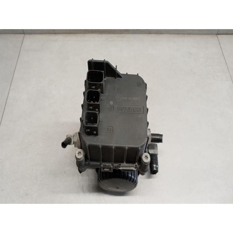 DAF VARIOUS BRAKE 2 DAF XF106 used