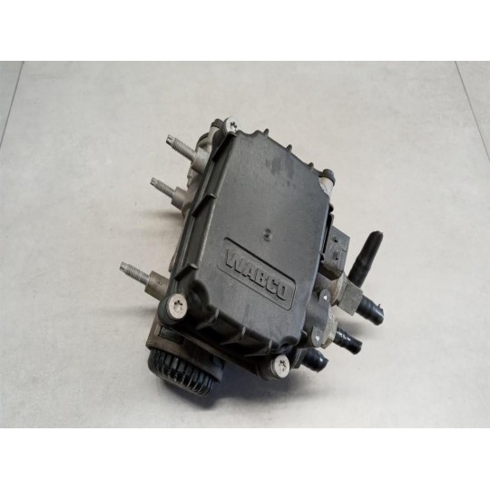 VARIE FRENI 1 DAF XF106 usato