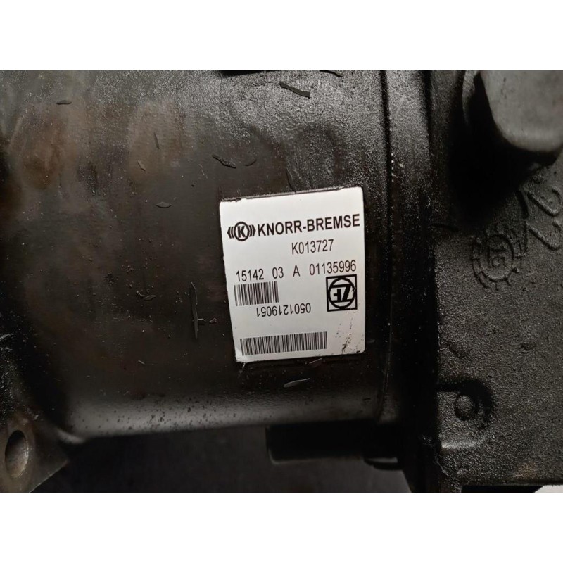 DAF POMPA SERVOFRIZIONE DAF XF106 usato