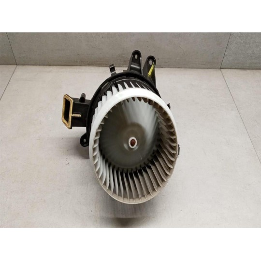 MOTORINO VENTILAZIONE INTERNA FIAT F.500L 2012> usato