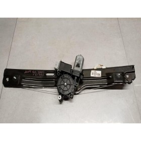 ALZA VETRI ANTERIORI...