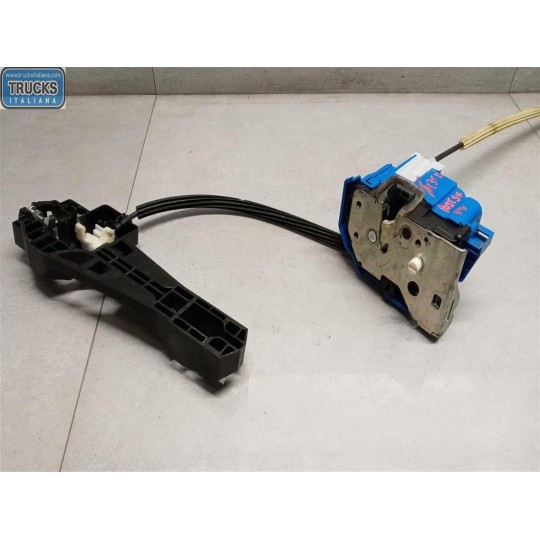 SERRATURA SCROCCO FIAT F.500L 2012> usato