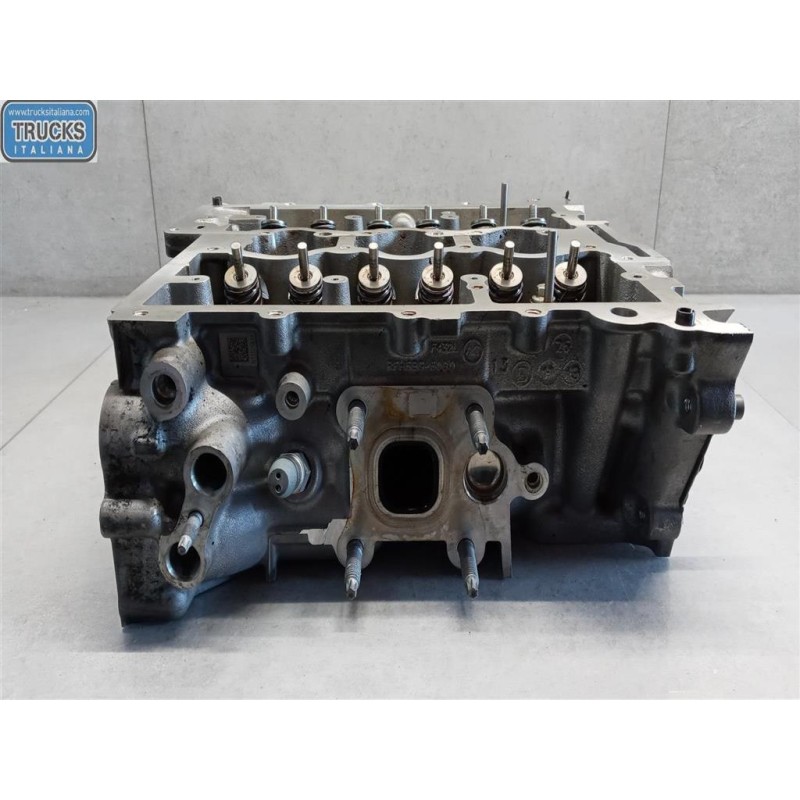 FORD HEAD ENGINE  FORD Fiesta 2017> used