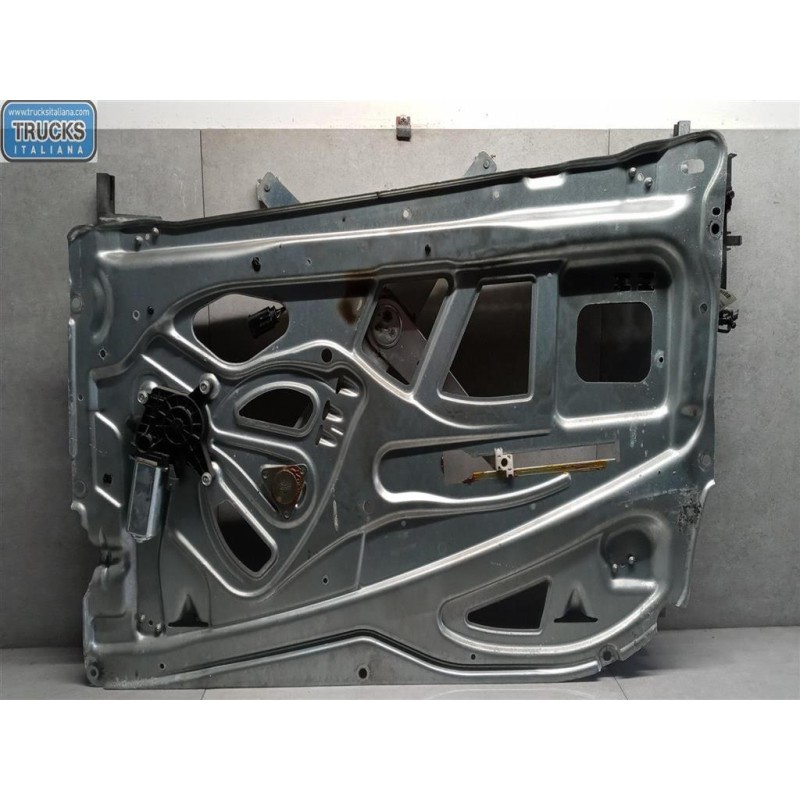 MERCEDES-BENZ truck FRONT RIGHT POWERED WINDOWS  MERCEDES-BENZ truck Actros euro 5 2008>2013 used