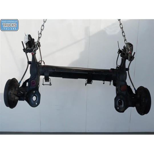 ASSALE POSTERIORE PEUGEOT 208 2015>2019 usato