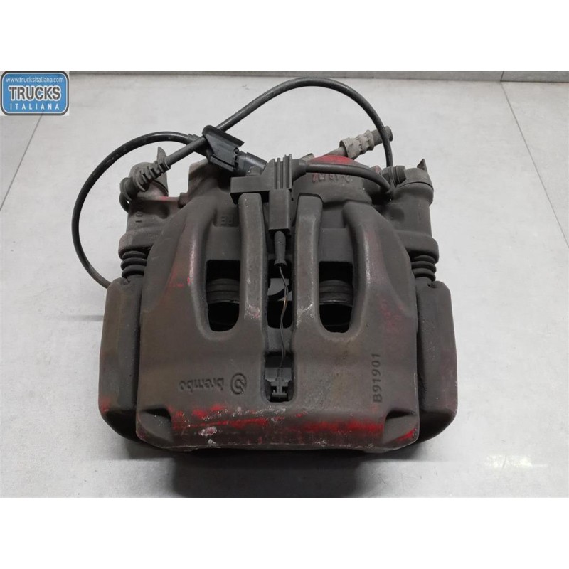 MERCEDES-BENZ van RIGHT FRONT CALIPER BRAKE  MERCEDES-BENZ van Vito-V (W447) 2014>2019 used