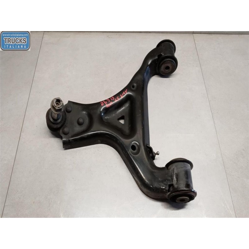 MERCEDES-BENZ van CONTROL ARM FRONT LOWER LEFT  MERCEDES-BENZ van Vito-V (W447) 2014>2019 used