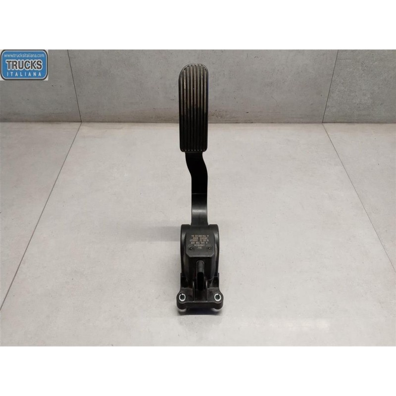 MERCEDES-BENZ van ELETRONIC THROTTLE PEDAL  MERCEDES-BENZ van Vito-V (W447) 2014>2019 used