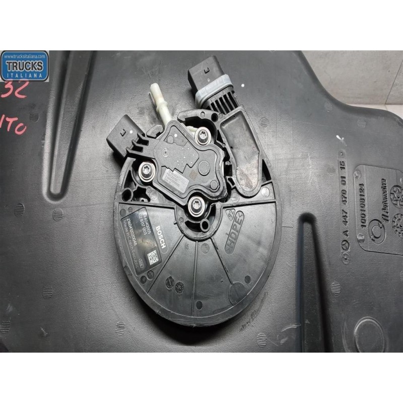 MERCEDES-BENZ van POMPA ADBLUE MERCEDES-BENZ van Vito-V (W447) 2014>2019 usato