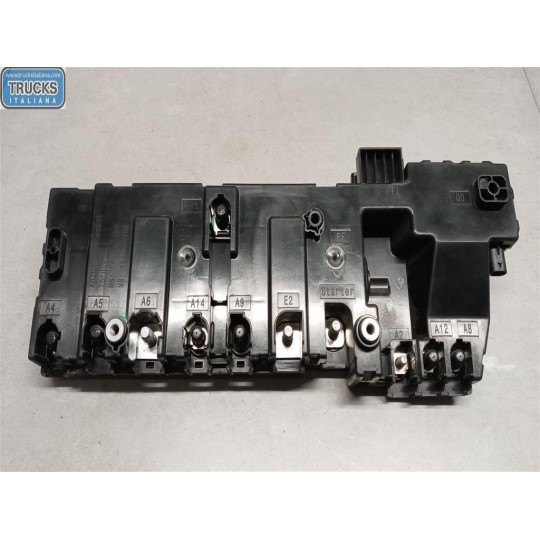 SCATOLA FUSIBILI MERCEDES-BENZ van Vito-V (W447) 2014>2019 usato