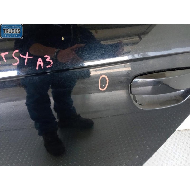 AUDI PORTA POSTERIORE SINISTRA AUDI A3 Sportback 2005>2008 usato
