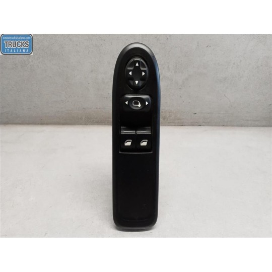 INTERRUTTORI E PULSANTI ALZAVETRI CITROEN C3 2013>2016 usato