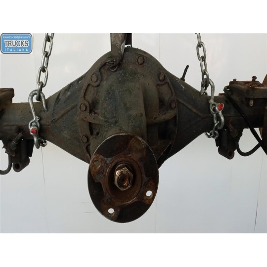 GRUPPO DIFFERENZIALE POSTERIORE NISSAN truck Cabstar 2006> usato