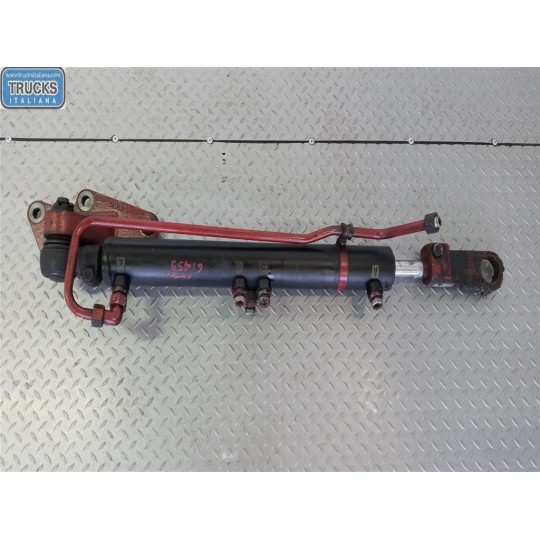 PISTONE SERVOSTERZO IVECO EUROTECH usato