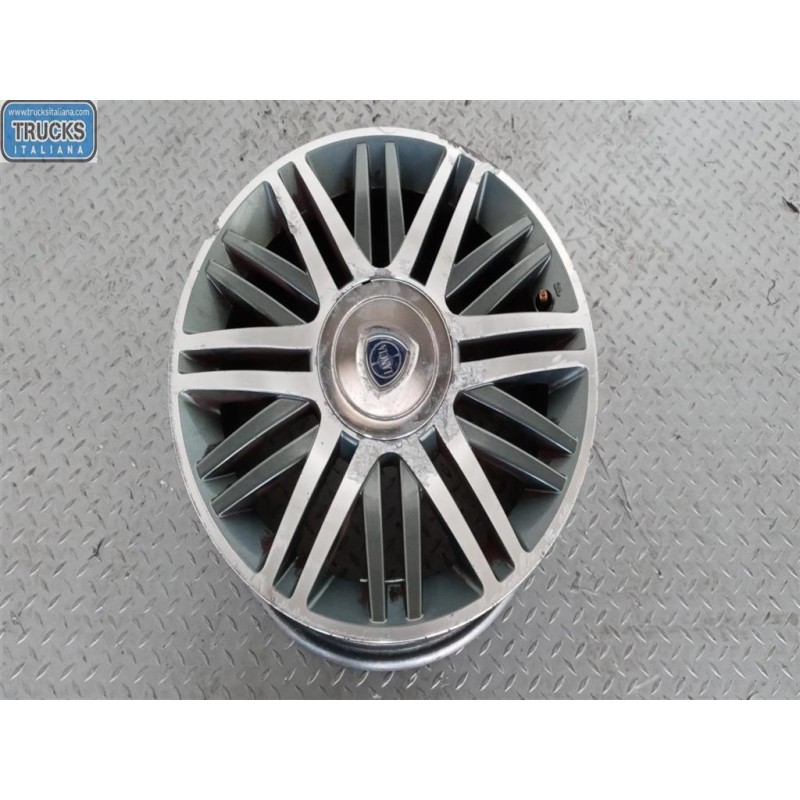 LANCIA KIT 4 CERCHI IN LEGA LANCIA Ypsilon 2006>2011 usato