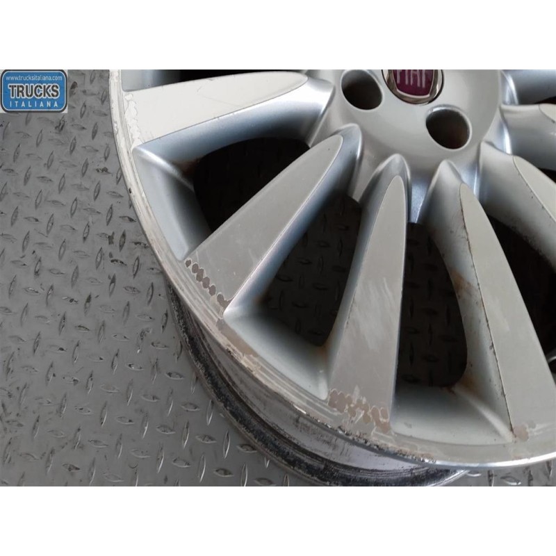 FIAT KIT ALLOY WHEELS  FIAT Bravo 2007>2014 used