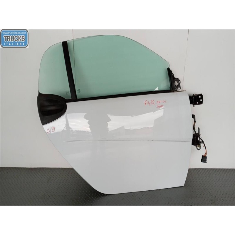 SMART PORTA ANTERIORE DESTRA SMART Fortwo 2007>2015 usato