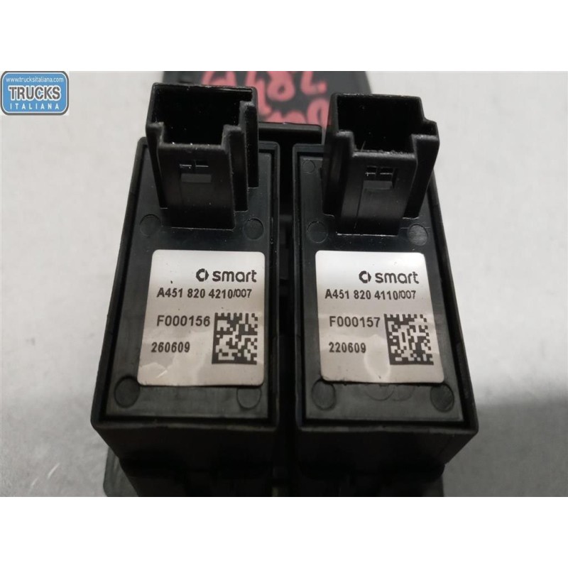 SMART VARIOUS SWITCHES AND BUTTONS A
 SMART Fortwo 2007>2015 used