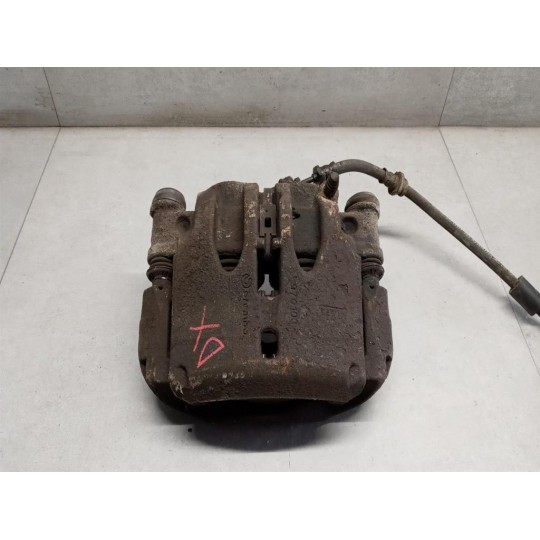 PINZA ANTERIORE DESTRA NISSAN truck Cabstar 2006> usato