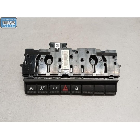 INTERRUTTORI E PULSANTI ABITACOLO RENAULT van Master 2019> usato