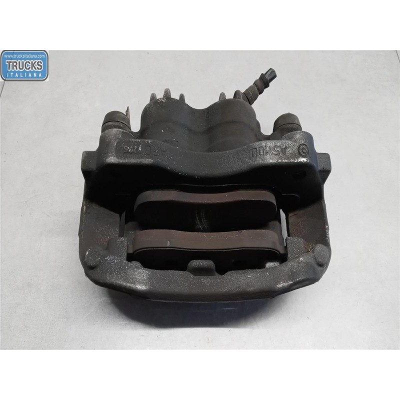 RENAULT van PINZA ANTERIORE DESTRA RENAULT van Master 2019> usato