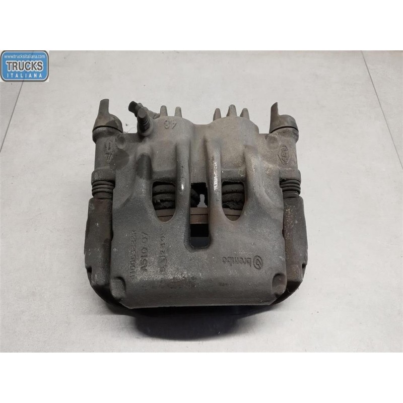 RENAULT van RIGHT FRONT CALIPER BRAKE  RENAULT van Master 2019> used