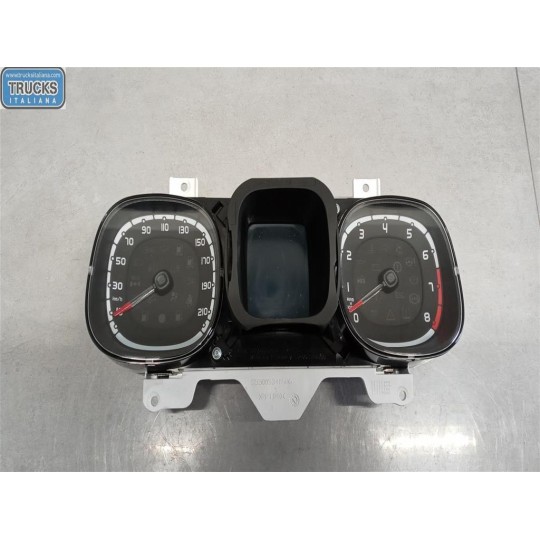 INSTRUMENT PANEL FIAT Panda Cross 2014> used
