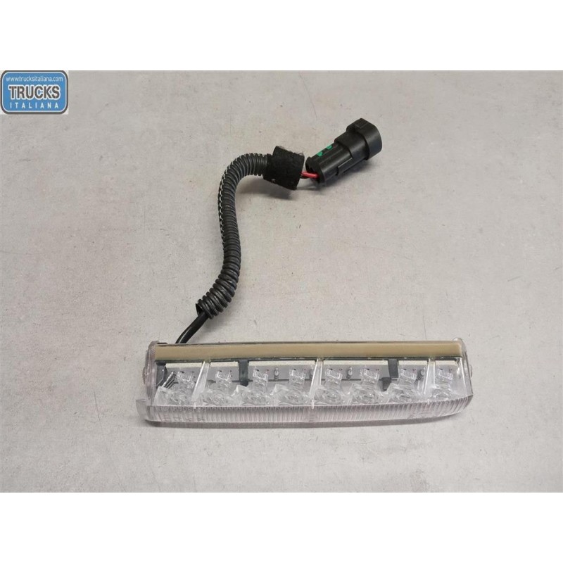 FIAT RIGHT HEADLIGHT LED LAMP  FIAT Panda Cross 2014> used