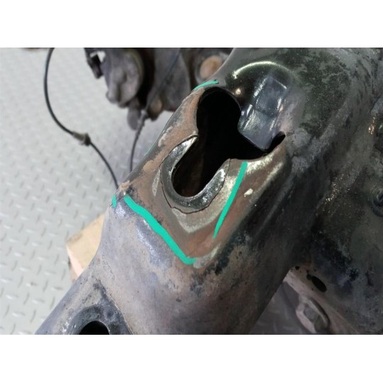 TELAIO ANTERIORE SOSPENSIONI MERCEDES-BENZ van Sprinter 2009>2013 usato