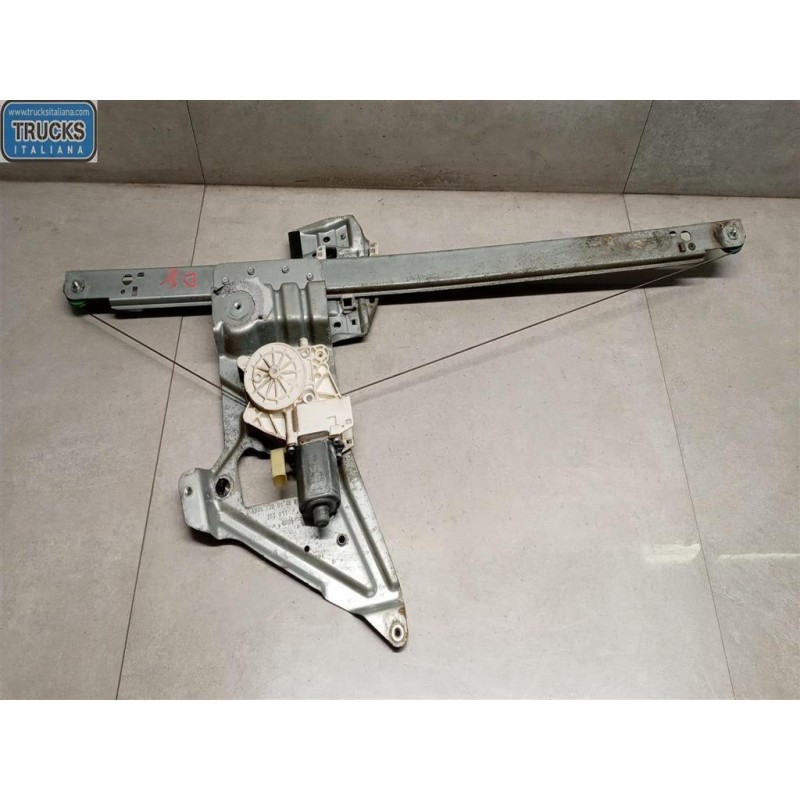 MERCEDES-BENZ van FRONT RIGHT POWERED WINDOWS  MERCEDES-BENZ van Sprinter 2009>2013 used